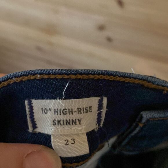 Madewell Size 23 10" High Rise Skinny Jeans - Picture 8 of 10